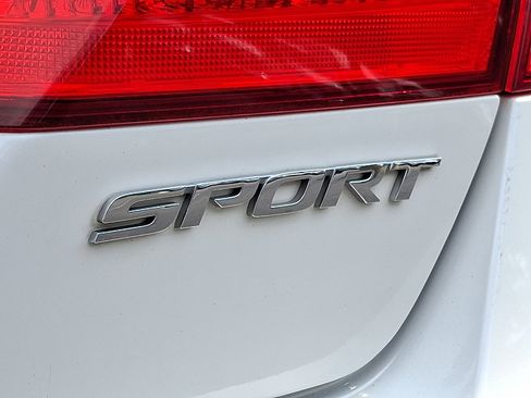 Used 2015 Honda Accord Sport image 31