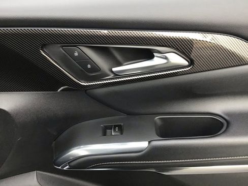 New 2026 Chevrolet Traverse High Country image 13