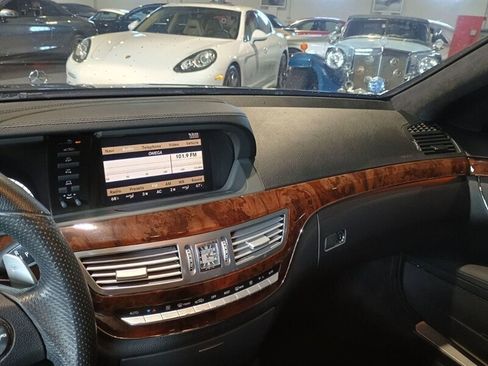 Used 2008 Mercedes-Benz S 63 AMG image 12