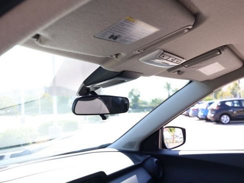 New 2025 Nissan Kicks Play S image 13