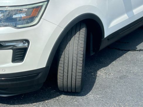 Used 2018 Ford Explorer Sport w/ Equipment Group 401A AWD/4WD image 57