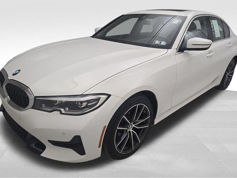 Used 2019 BMW 330i xDrive Sedan w/ Convenience Package AWD/4WD image 6