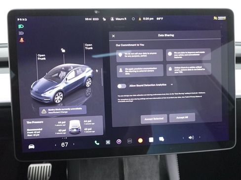 Used 2024 Tesla Model Y Long Range image 14