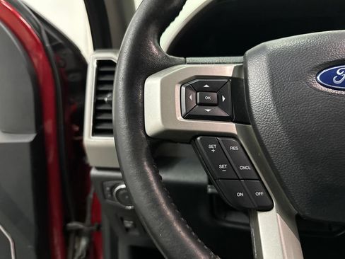 Used 2020 Ford F150 Lariat RWD image 38