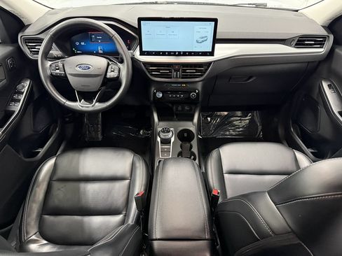Used 2025 Ford Escape Platinum AWD/4WD image 11