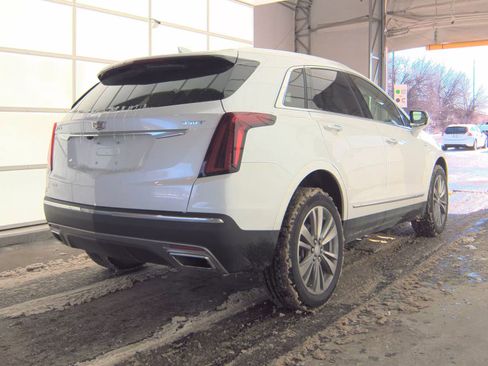 Used 2025 Cadillac XT5 Premium Luxury image 5