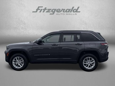 Used 2025 Jeep Grand Cherokee Laredo X w/ Luxury Tech Group I AWD/4WD image 13
