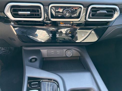 New 2026 Nissan Sentra SV w/ Floor Mat Package FWD image 29