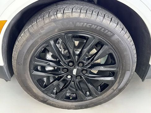 Used 2024 Cadillac XT5 Premium Luxury w/ LPO, Floor Liner Package image 32