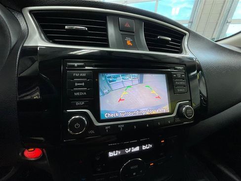 Used 2018 Nissan Sentra SV FWD image 17