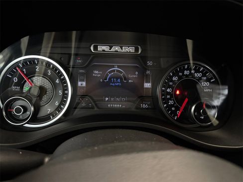 Used 2019 RAM 1500 Laramie image 12