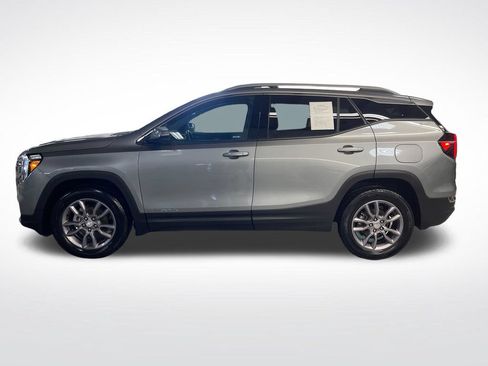 Used 2023 GMC Terrain SLT w/ LPO, Floor Liner Package AWD/4WD image 2