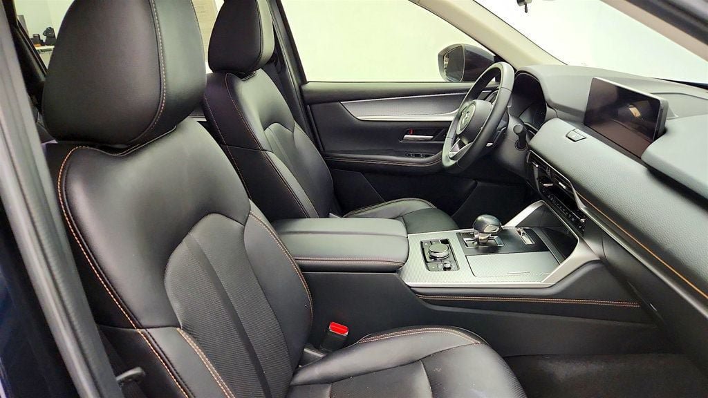 Used 2025 MAZDA CX-90 3.3 Turbo w/ Preferred Package AWD/4WD image 24