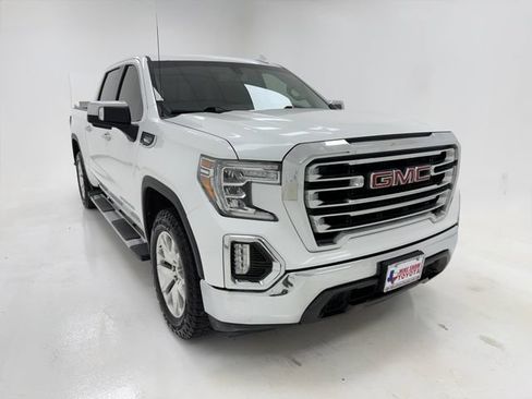 Used 2022 GMC Sierra 1500 SLT RWD image 2