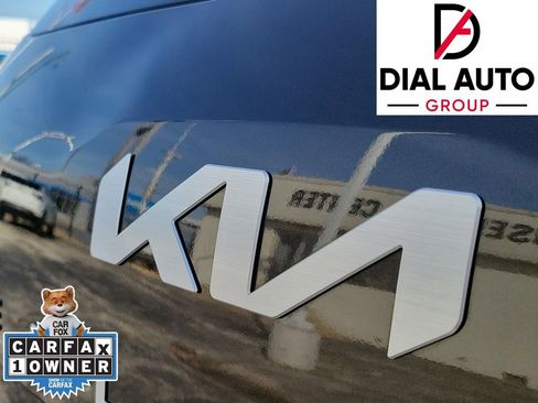 Used 2025 Kia Telluride S FWD image 5
