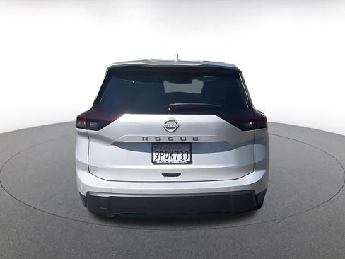 Used 2025 Nissan Rogue SV image 12