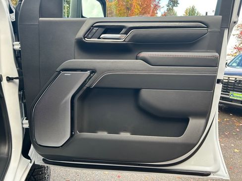 New 2026 GMC Sierra 2500 AT4X image 25