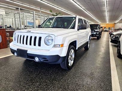 Used 2014 Jeep Patriot Limited w/ Sun/Sound Group