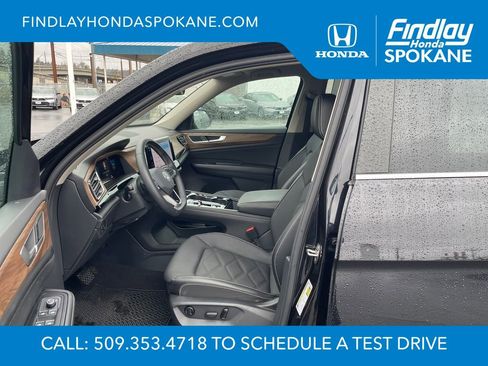 Used 2024 Volkswagen Atlas SE image 10