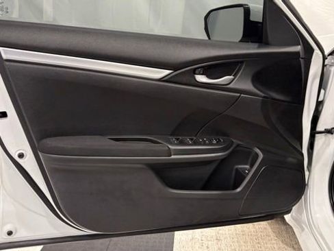 Used 2020 Honda Civic LX image 13