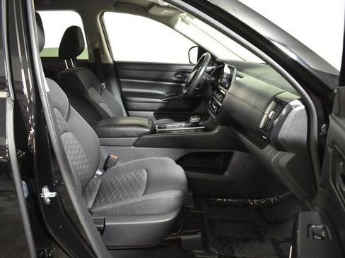 Certified 2023 Nissan Pathfinder SV AWD/4WD image 36