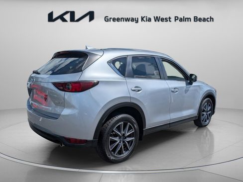 Used 2018 MAZDA CX-5 Touring w/ Preferred Equipment Package image 8