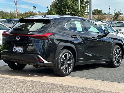 Certified 2020 Lexus UX 250h w/ Premium Package AWD/4WD image 4