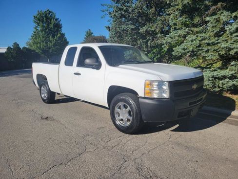 Used 2011 Chevrolet Silverado 1500 W/T AWD/4WD image 35