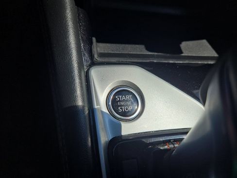 Used 2024 Nissan Altima 2.5 SR FWD image 32