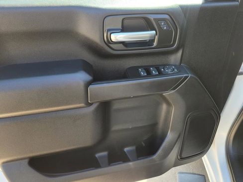 Certified 2024 Chevrolet Silverado 2500 Custom w/ Custom Convenience Package image 19