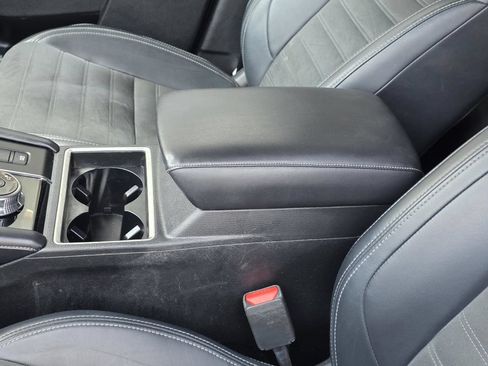 Used 2024 Mitsubishi Outlander SE FWD image 7