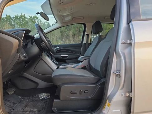 Used 2017 Ford C-MAX SE image 13