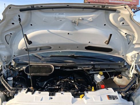 Used 2016 Ford Transit 250 130 Low Roof image 12