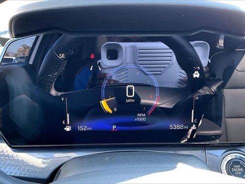 Used 2026 Chevrolet Trax ACTIV w/ Sunroof Package image 13