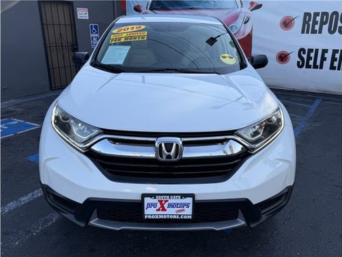 Used 2019 Honda CR-V LX image 9