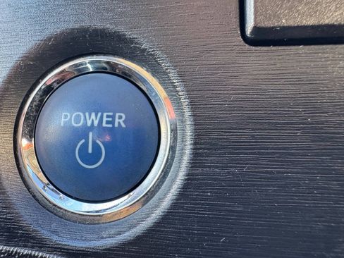 Used 2014 Toyota Prius C Three FWD image 19