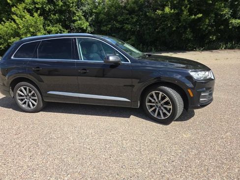 Used 2018 Audi Q7 3.0T Premium Plus w/ Premium Plus Package AWD/4WD image 19