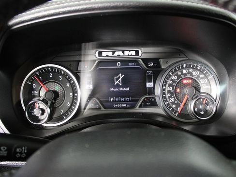 Used 2022 RAM 1500 Laramie image 6