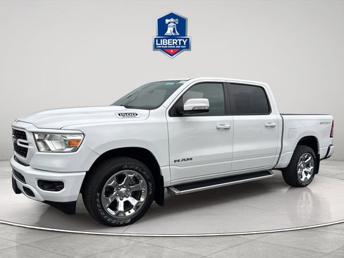 Certified 2022 RAM 1500 Big Horn AWD/4WD image 3