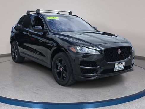 Used 2017 Jaguar F-PACE Premium AWD/4WD image 4