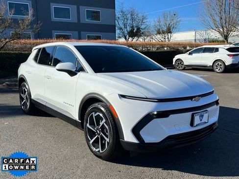 Used 2025 Chevrolet Equinox EV LT image 1