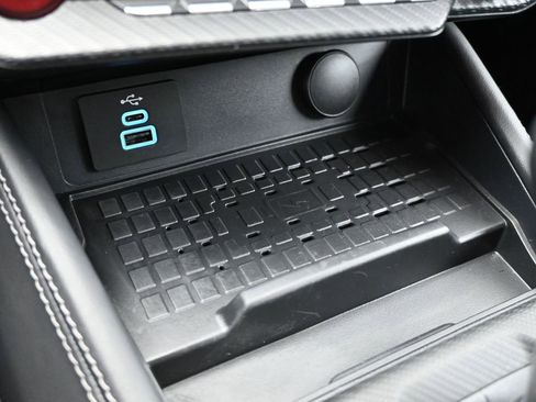 Used 2024 Ford Mustang Premium image 18