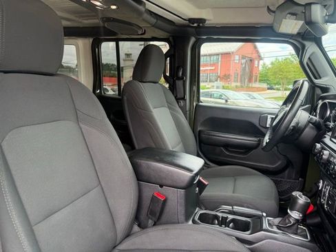 Used 2023 Jeep Wrangler Unlimited w/ Cold Weather Group AWD/4WD image 43