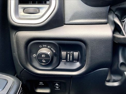 Used 2025 RAM 1500 Laramie w/ Laramie Southwest Edition AWD/4WD image 34