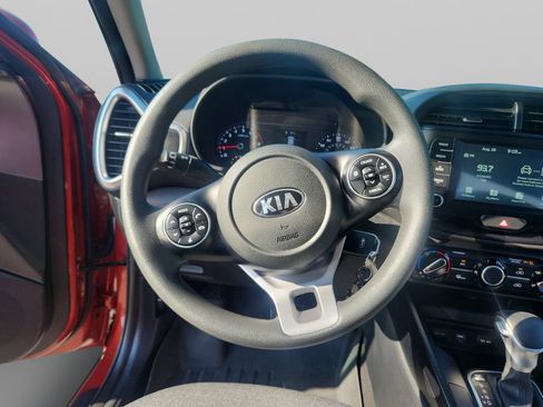 Certified 2021 Kia Soul S FWD image 13