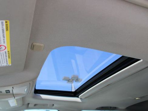 Used 2016 GMC Sierra 2500 SLT w/ Duramax Plus Package image 23