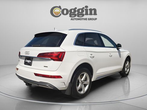 Used 2021 Audi Q5 Premium w/ Convenience Package AWD/4WD image 6