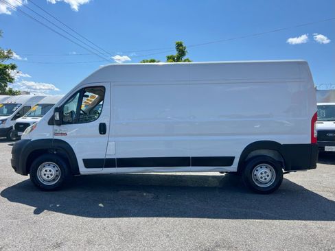 Used 2021 RAM ProMaster 2500 FWD image 5