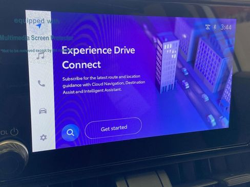 Used 2025 Toyota RAV4 XLE w/ Convenience Package image 27