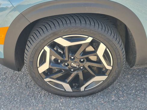 Used 2024 Kia Seltos SX w/ SX Sunroof Package image 19